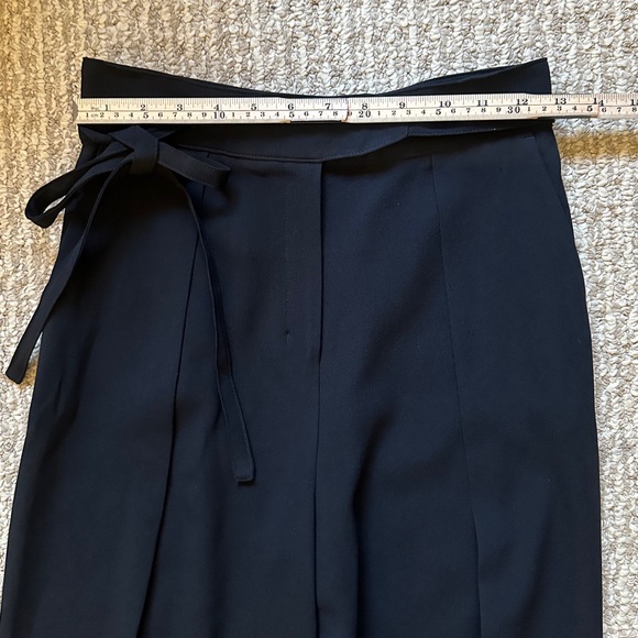 Aritzia Babaton black front tie dress pants size 0 - Picture 8 of 13